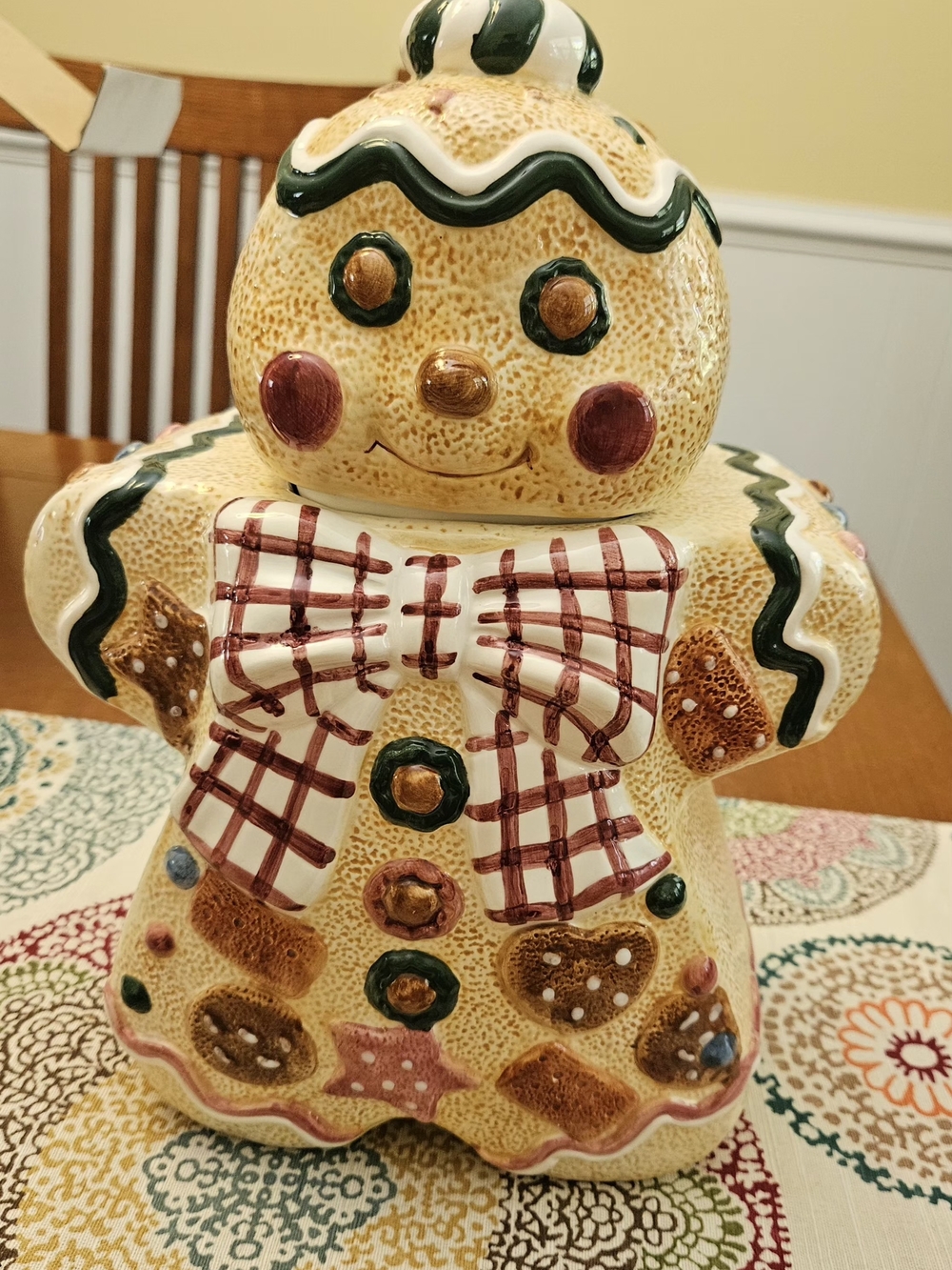 Gingerbread Cookie Jar Holiday Decor – Cream and Green From 1990s
